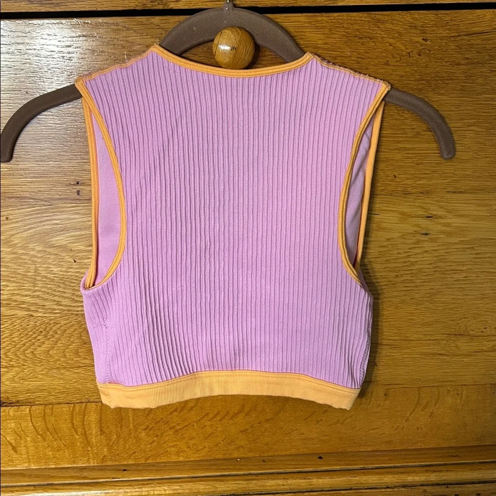Y2K Sporty Chic Purple Orange Ribbed V-Neck Crop Top Crossover Hem Sleeveless - Picture 2 of 7